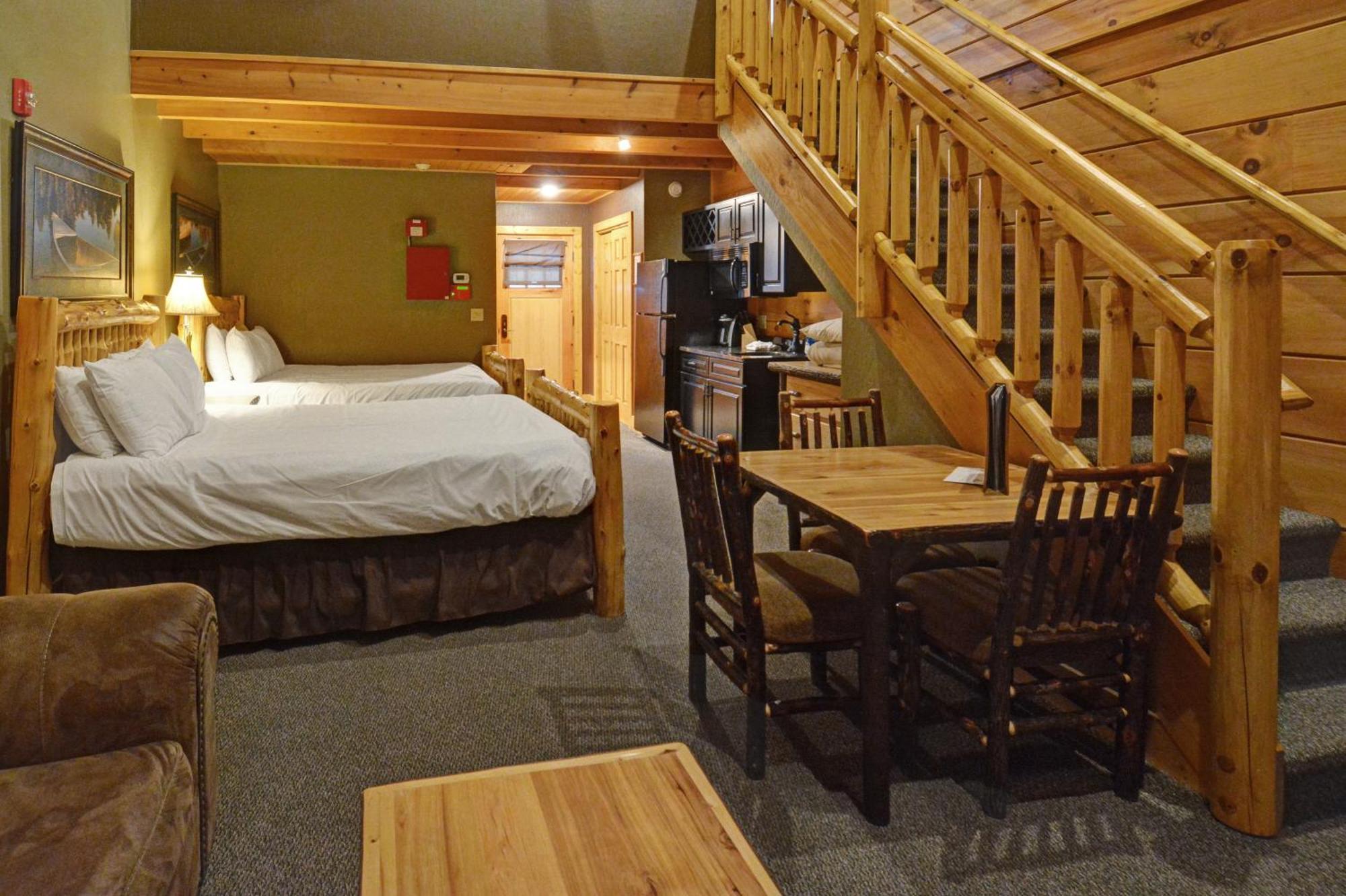 The Lodges At Sunset Village МакГенрі Номер фото