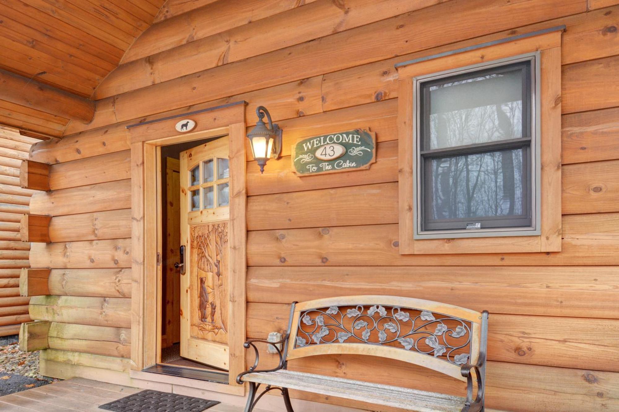 The Lodges At Sunset Village МакГенрі Номер фото